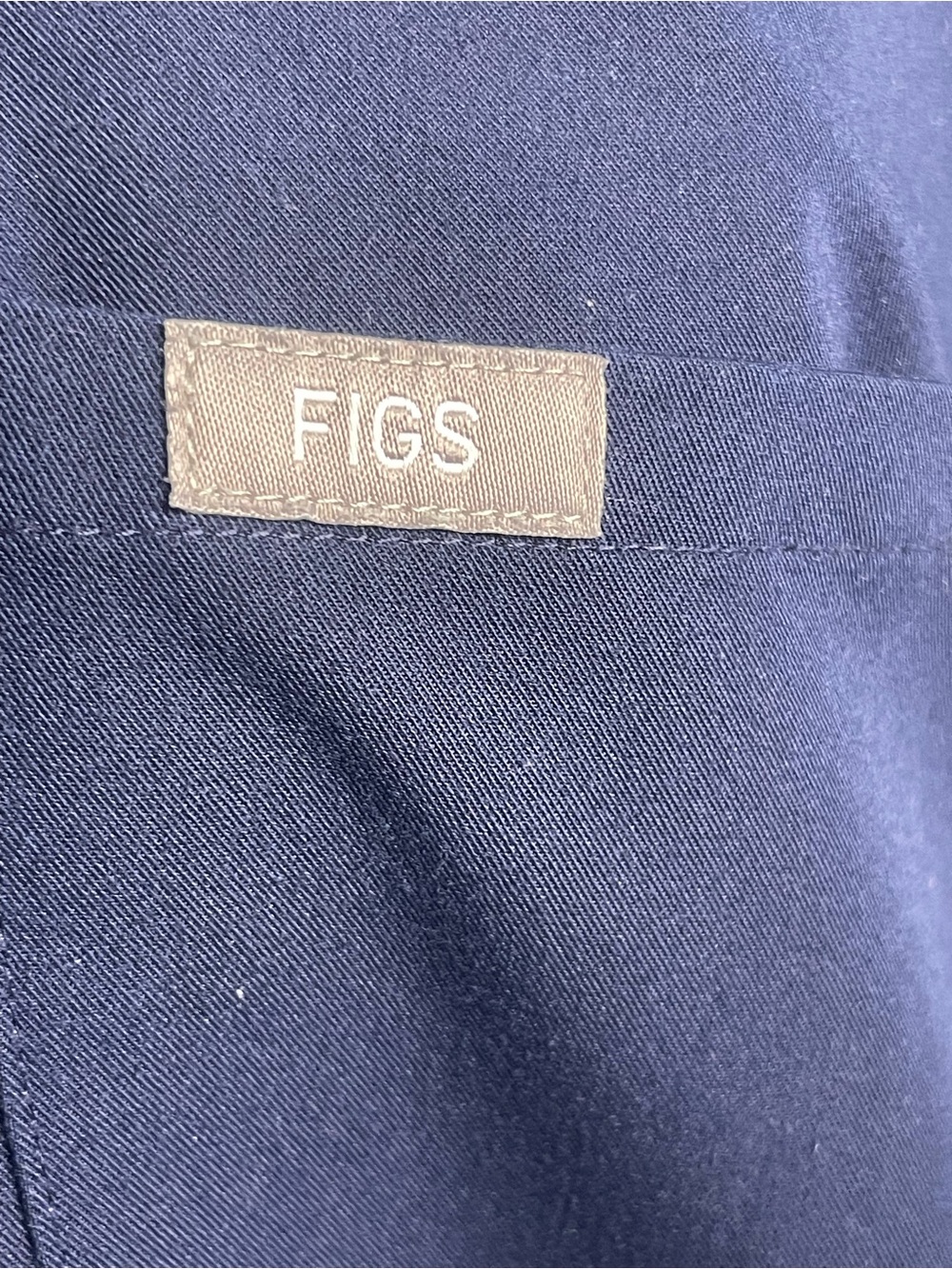 Figs Navy V-Neck Scrub Tunic- Catarina - Picture 7 of 9